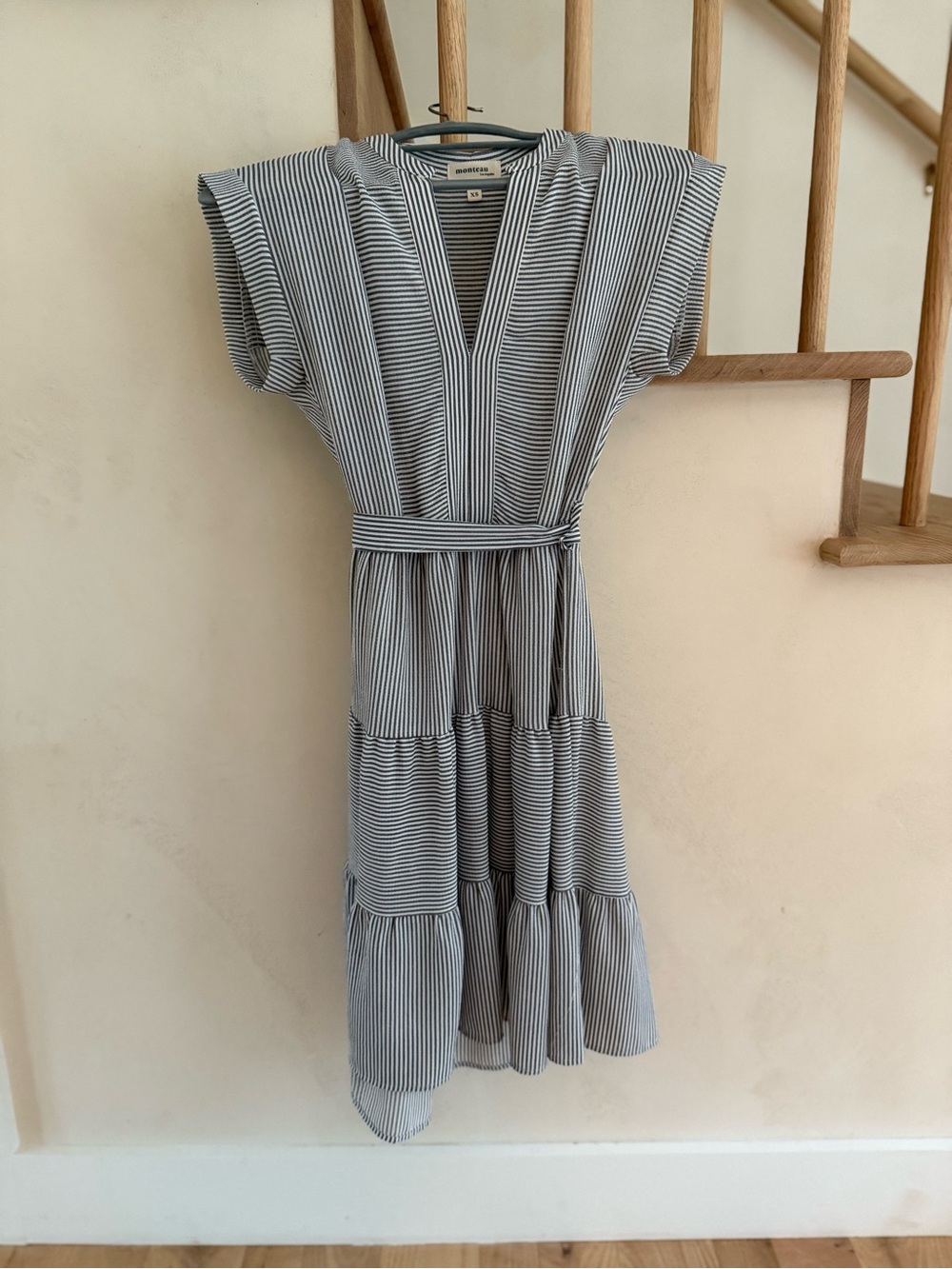 Monteau White and Navy Vertical-Striped V‑Neck Tiered Midi Dress
